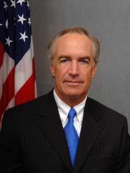 Dirk Kempthorne
