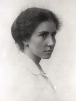 Dorothy Garrod
