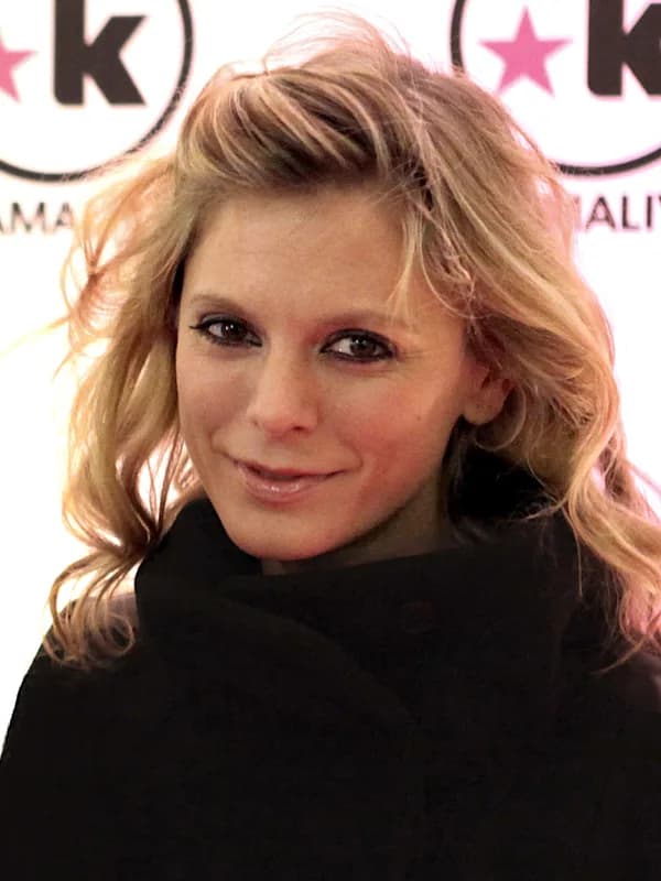 Emilia Fox