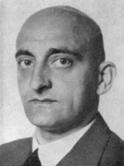 Erich Neumann (politician)