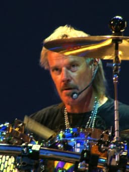 Frank Beard (musician)