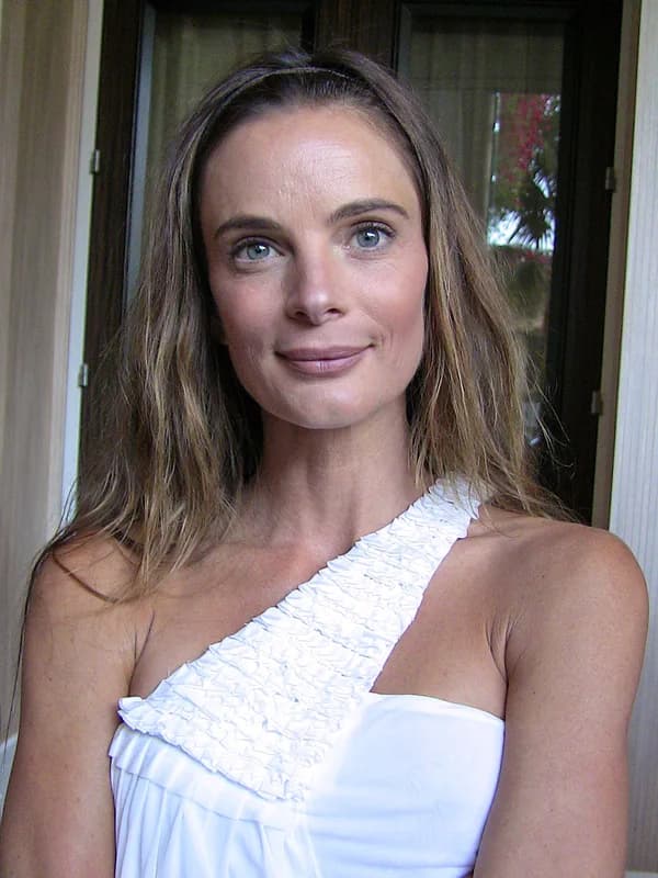 Gabrielle Anwar
