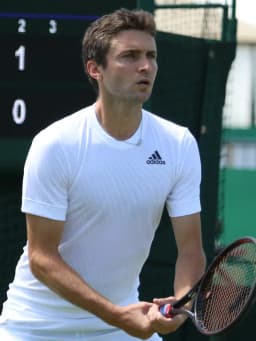 Gilles Simon