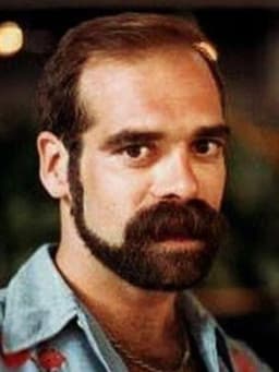 Glenn Hughes (American singer)