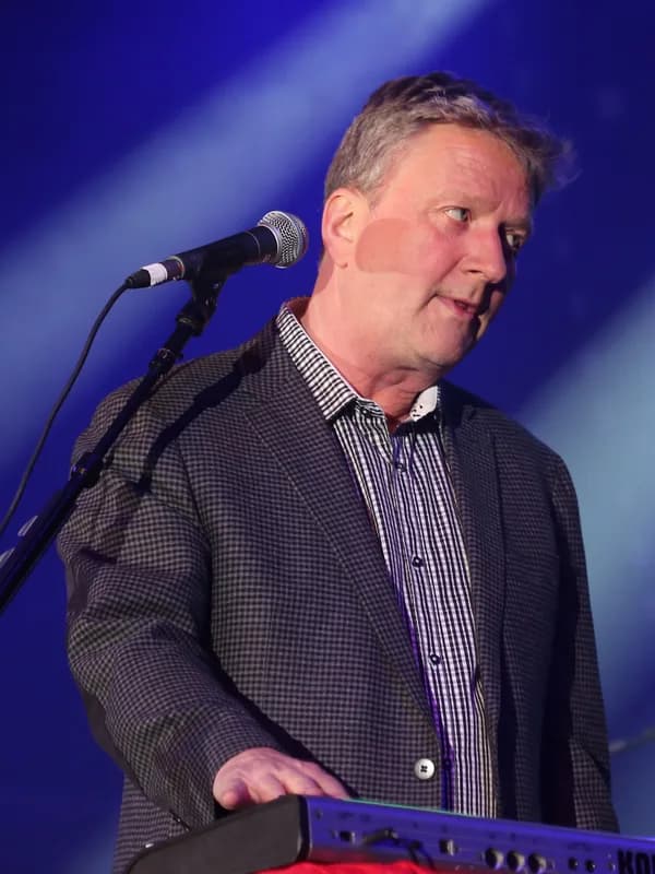 Glenn Tilbrook