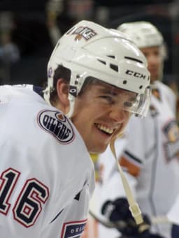 Greg Stewart (ice hockey)