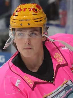 Jake Virtanen