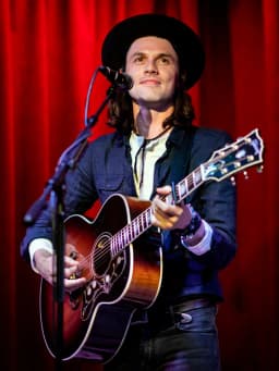 James Bay (singer)