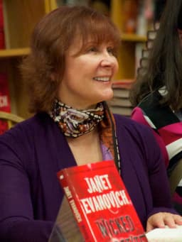Janet Evanovich