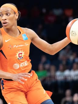 Jasmine Thomas (basketball)