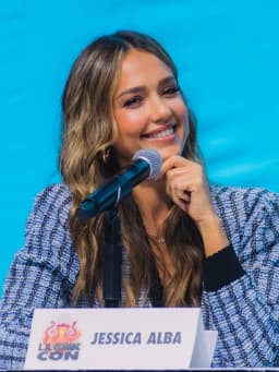 Jessica Alba