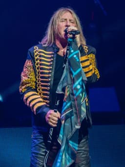 Joe Elliott