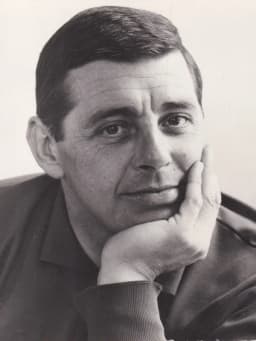 Joe "Mr Piano" Henderson