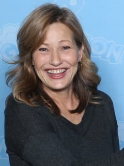 Joey Lauren Adams
