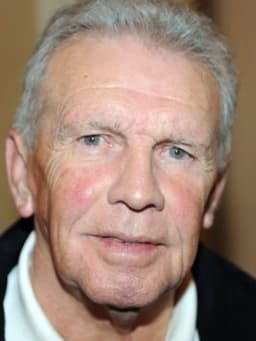 Johnny Giles