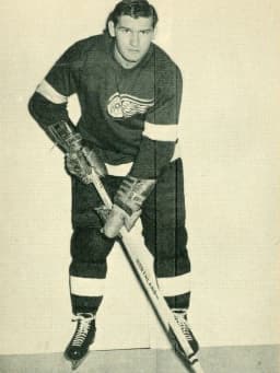 Johnny Wilson (ice hockey)