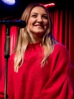 Julia Michaels