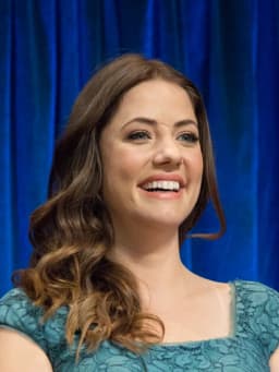 Julie Gonzalo