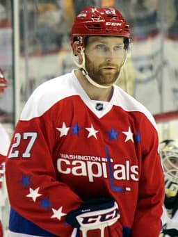 Karl Alzner
