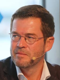 Karl-Theodor zu Guttenberg