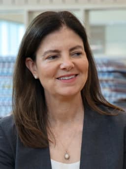 Kelly Ayotte