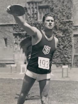 Ken Carpenter (discus thrower)