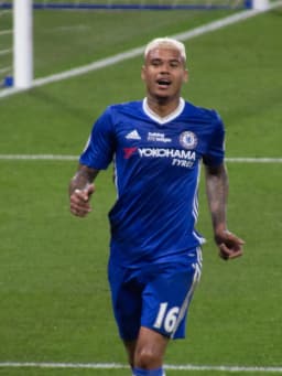 Kenedy (footballer)