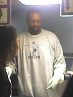 Kenny Thomas (basketball)