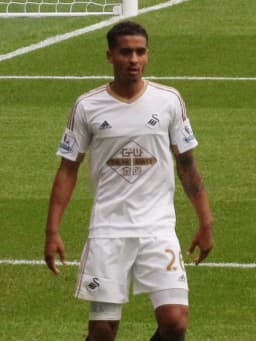 Kyle Naughton