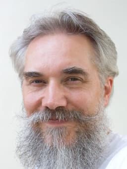 László Szlávics Jr.