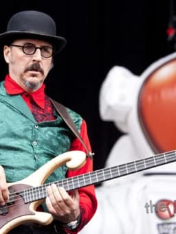 Les Claypool