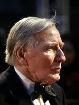 Leslie Phillips