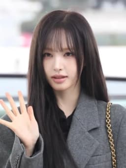 Liz (South Korean singer)