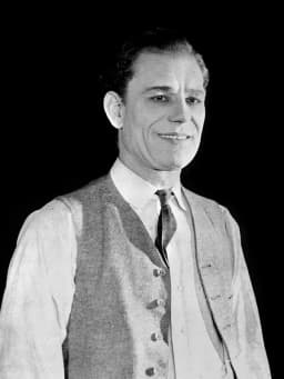 Lon Chaney
