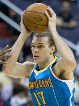 Lou Amundson