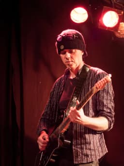 Mads Eriksen (musician)