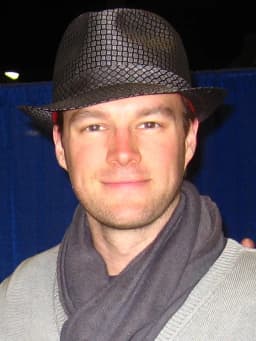 Mark Hildreth (actor)