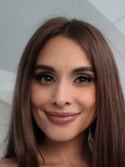 Max Collins (actress)