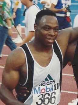 Michael Bates (American football)