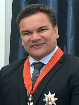 Michael Jones (rugby union)