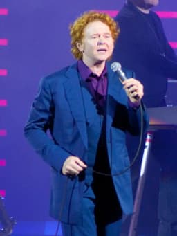 Mick Hucknall