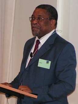 Moeletsi Mbeki