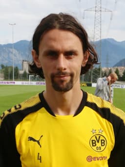 Neven Subotić