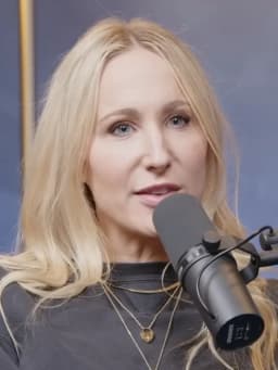 Nikki Glaser