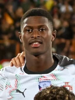 Nuno Mendes (footballer, born 2002)