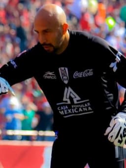 Óscar Pérez (footballer, born 1973)