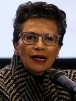 Patricia Reyes Spíndola