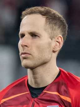 Péter Gulácsi