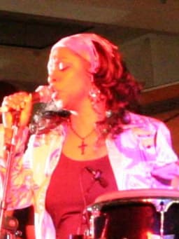 Regina Belle