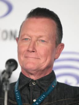 Robert Patrick